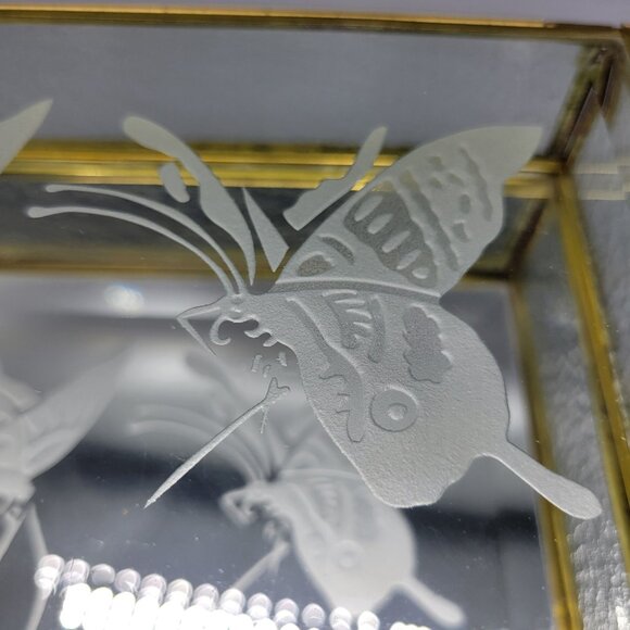 Vintage Flambro Glass Jewelry Box Etched Butterfly Design Brass Frame Taiwan - Picture 6 of 16